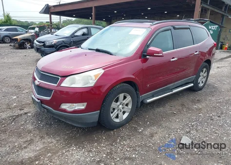 2010 Chevrolet Traverse Lt z USA, uszkodzony, nr VIN 1GNLVGED8AS141267